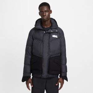 NWOT Nike x Sacai Men's Black Puffer Down Jacket M